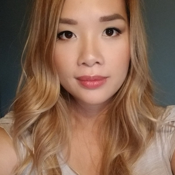 Meet your Posher, Joanie - Picture 1 of 1